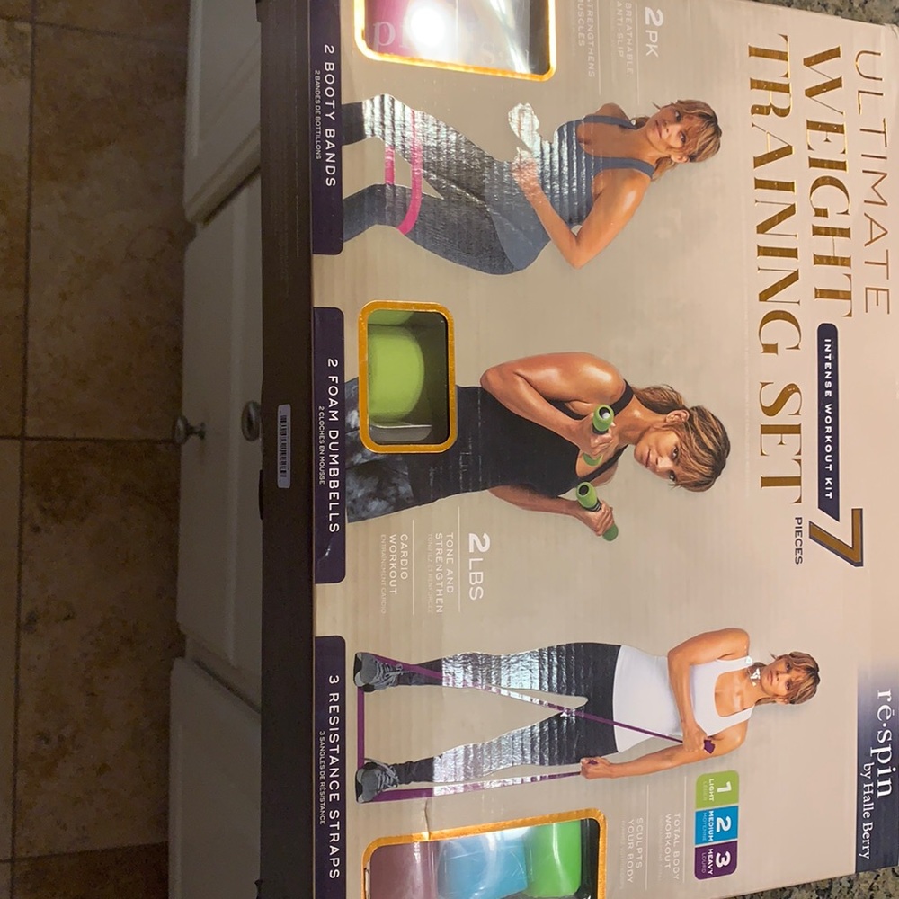 Ultimate Weight Training Training Set! Halle Berry